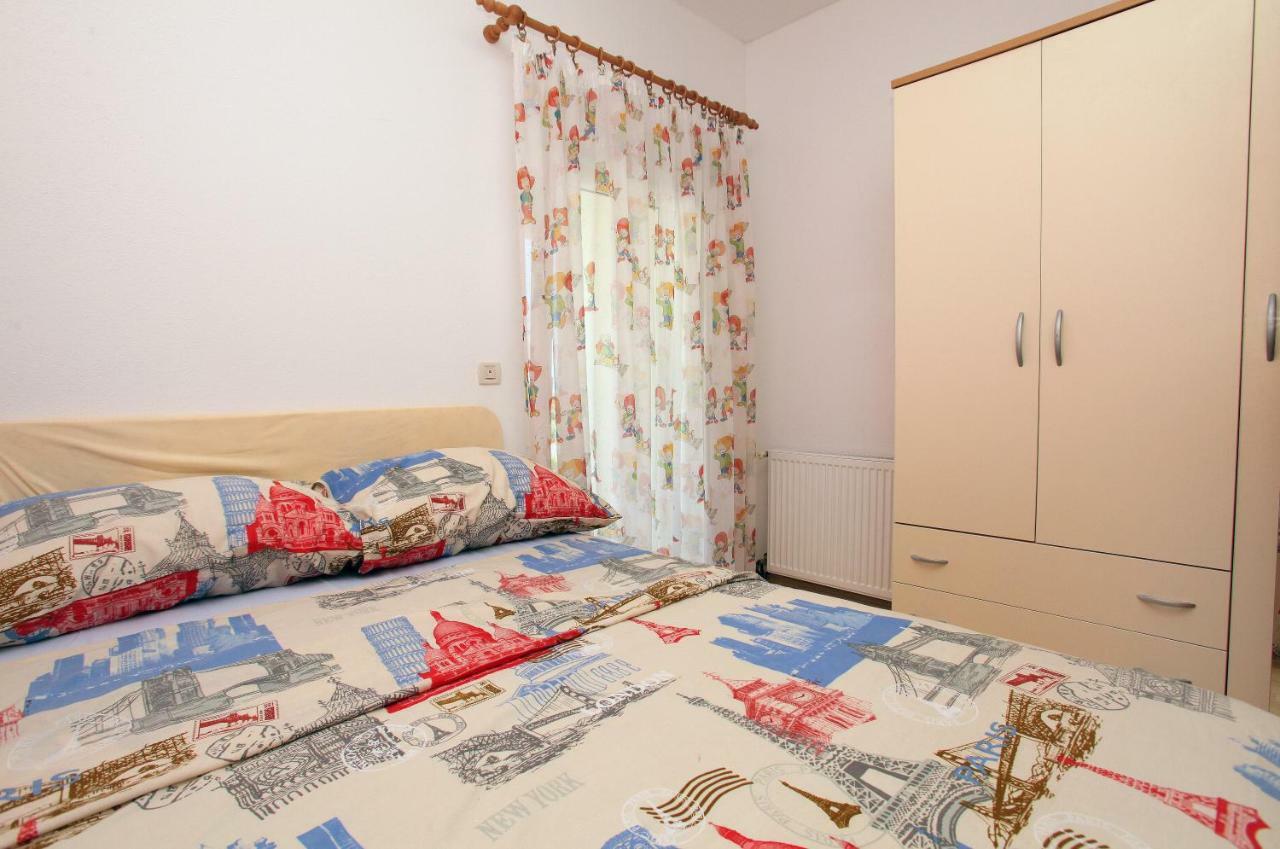 Apartman Dinka Trogir Dış mekan fotoğraf